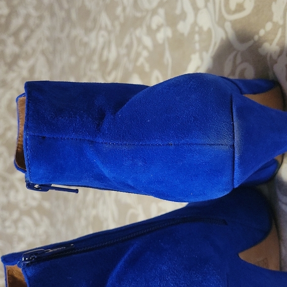 Aldo Booties - Picture 5 of 9